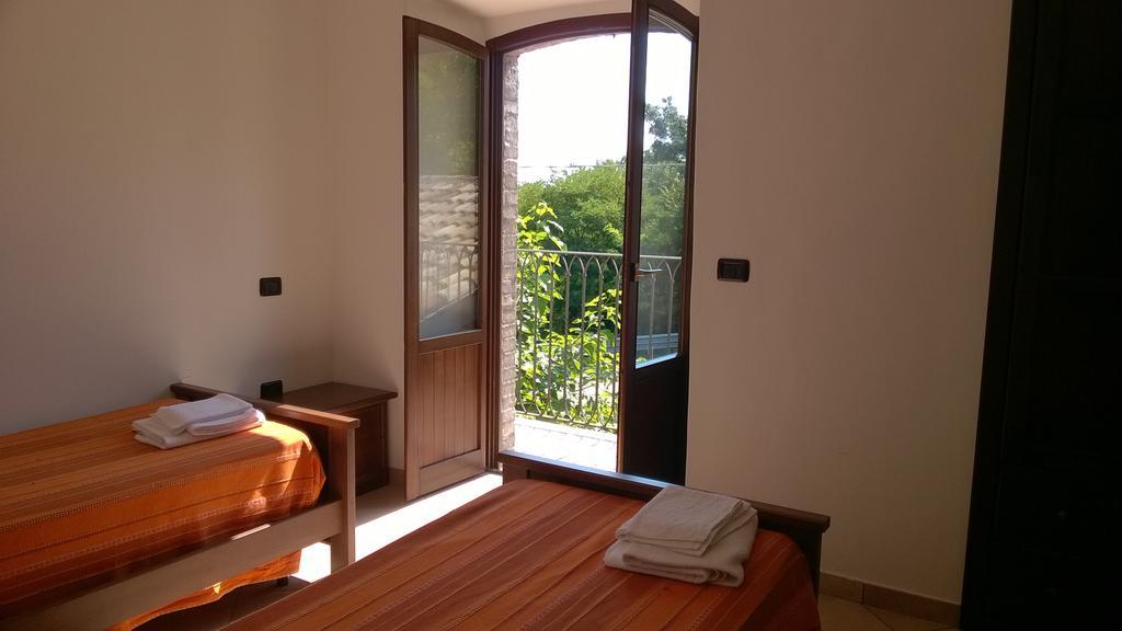 Agriturismo Za Beata Bed & Breakfast Penna Sant'Andrea ภายนอก รูปภาพ